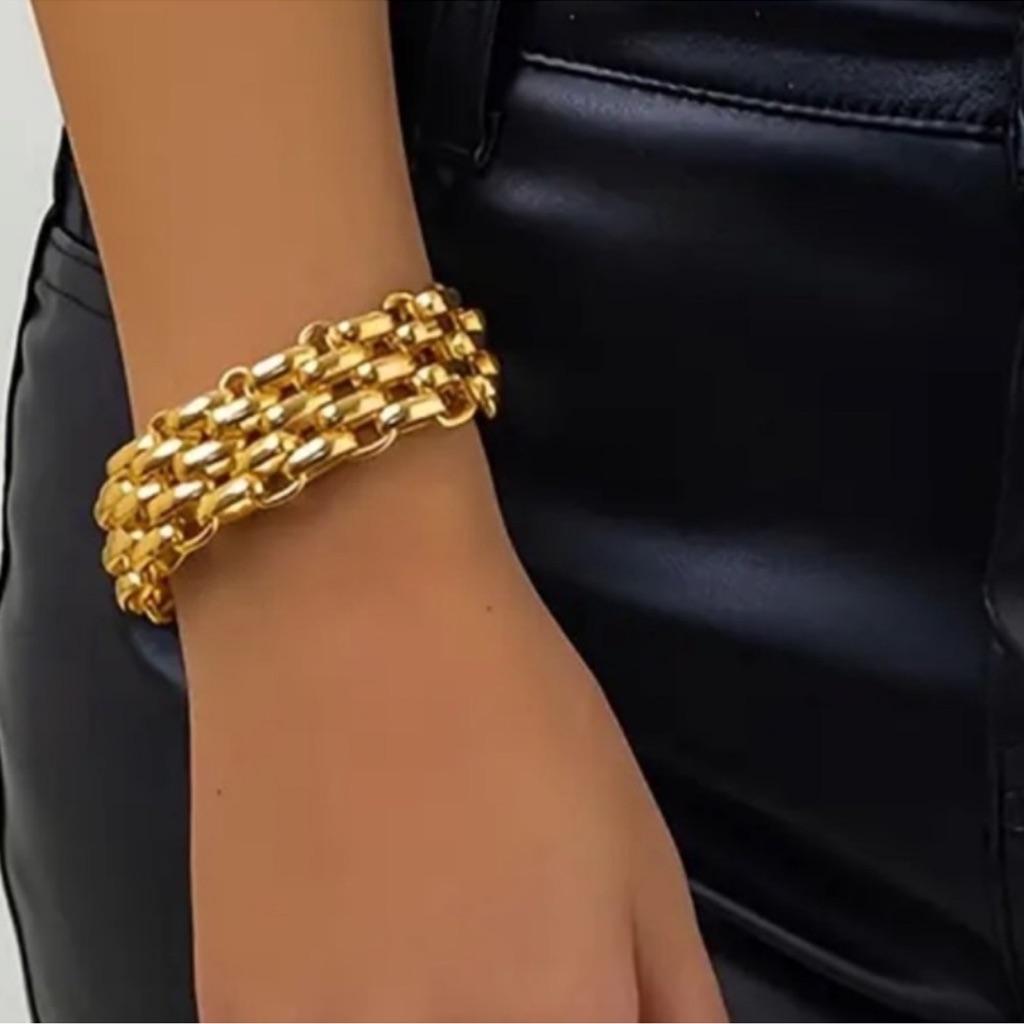 14k Gold Plated Bracelet New